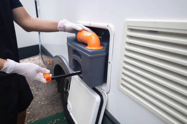 Portable Toilet Options We Offer in Jefferson, OH